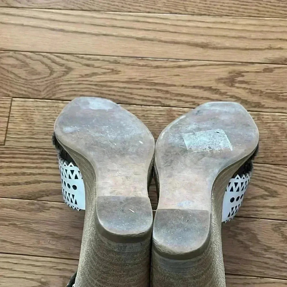 [10]Jeffrey Campbell White Leather Besante St Cut  Out Wedge Sandal - Picture 8 of 9